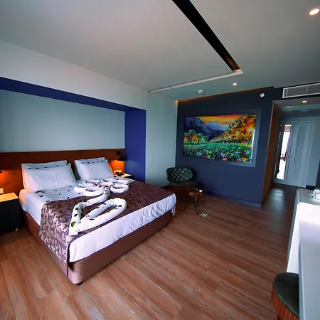 Otel Sey & 4*