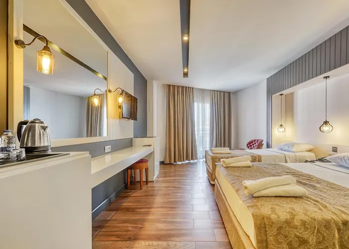 Ξενοδοχείο Sey & 4*